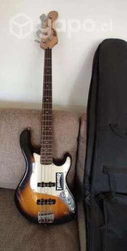 Bajo eléctrico 4 cuerdas Cort