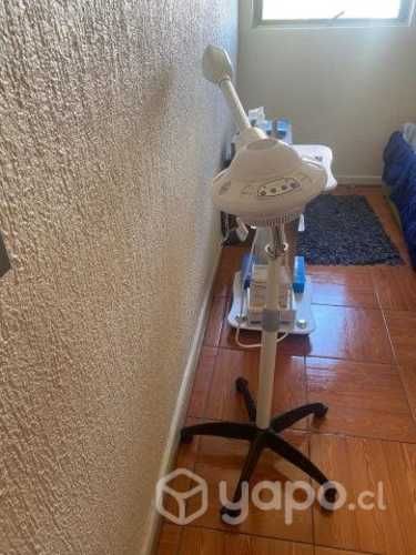Vapozono y mesita para trabajos faciales