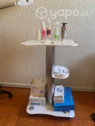 Vapozono y mesita para trabajos faciales
