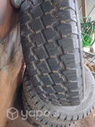 Llantas con neumáticos