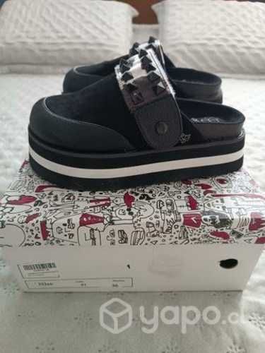 Suecos marca gotta, talla 36. Nuevos