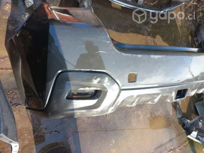 Parachoque trasero Subaru XV ORIGINAL NUEVO