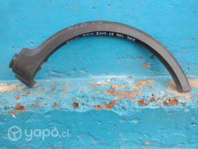 Moldura del der Suzuki SX