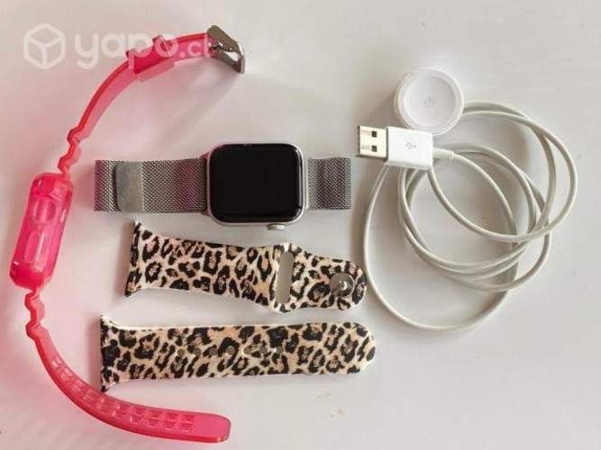 Apple Watch SE GPS, 40mm Silver