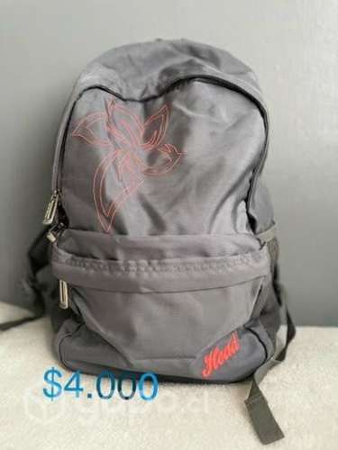 Mochilas de marca poco uso