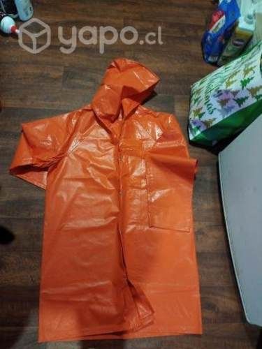 Trajes de agua nuevos