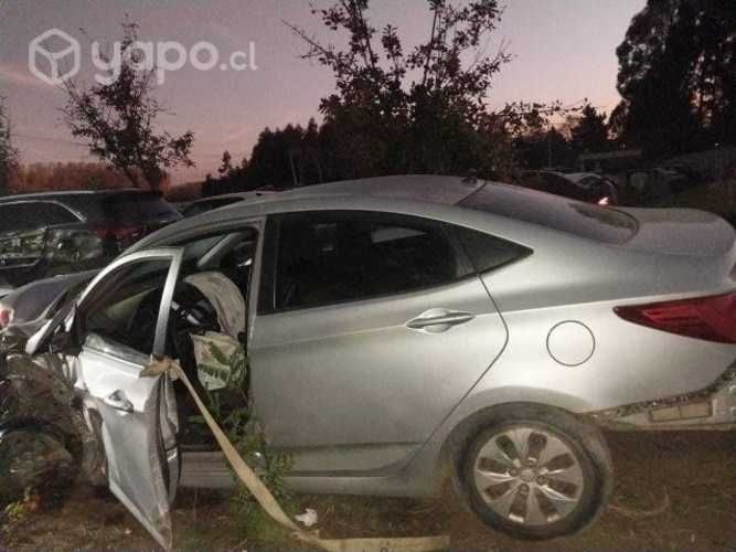 Foco hyundai accent rb 2016 1.4