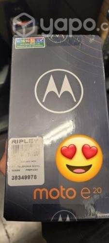 Celular Motorola E20
