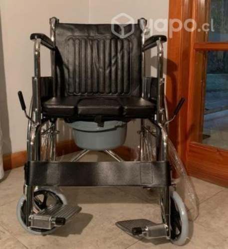 Silla de ruedas con vaño