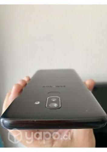 Smartphone Samsung J8
