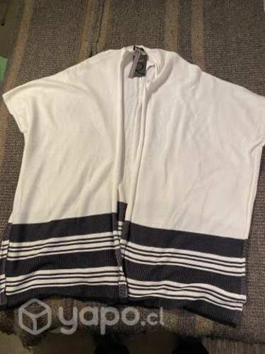 Capa marquis nueva con etiqueta