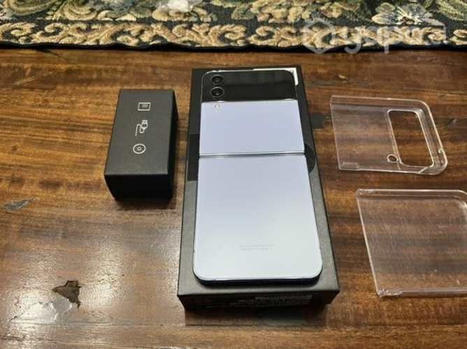 Samsung Z Flip 4 256 GB