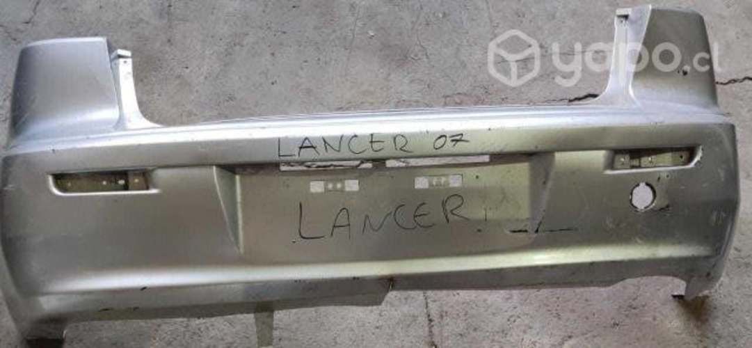Parachoque trasero mitsubishi lancer 2007