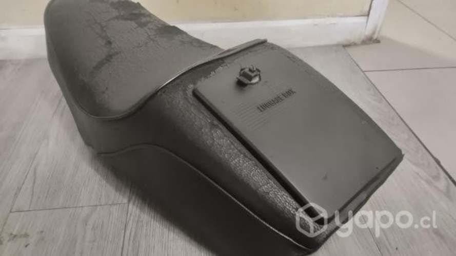 Asiento De Moto Antigua .yamaha Rx50 Año 1982