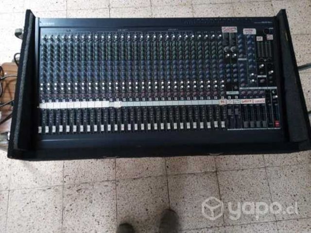 Mezcladora Yamaha MG 32 fx14