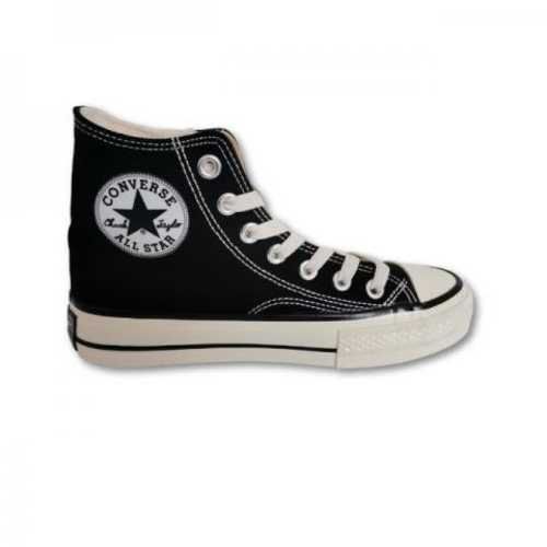 Converse en negro y verde