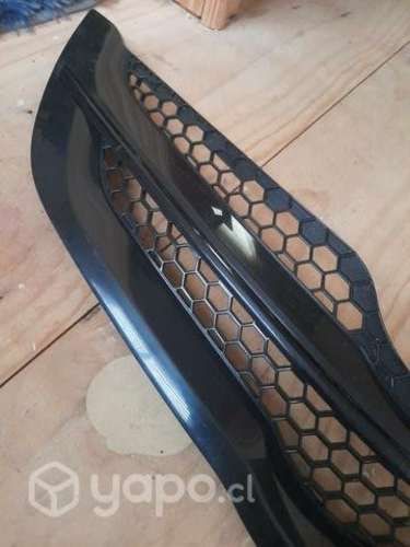 Mascara toyota yaris 2006/2013