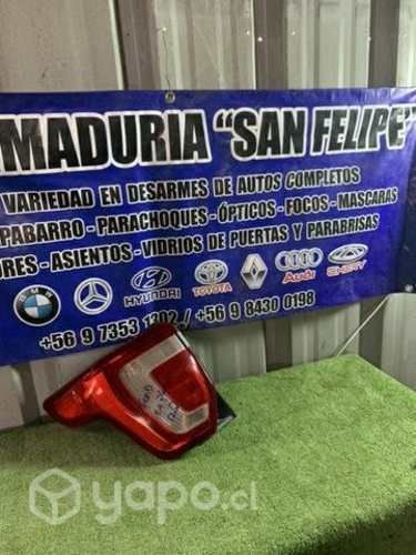 Foco trasero izquierdo ford Explorer