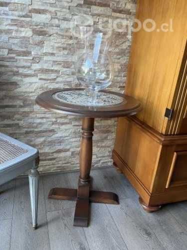 Mesa redonda con vidrio