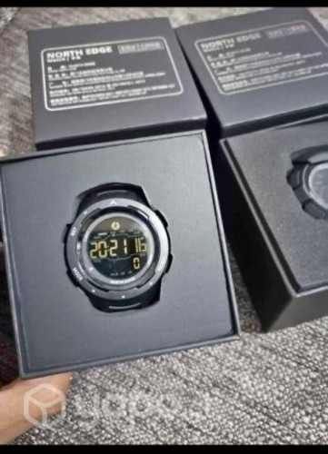 Reloj north edge
