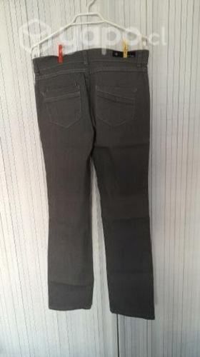 Jeans Gris Muv talla 40 Usado