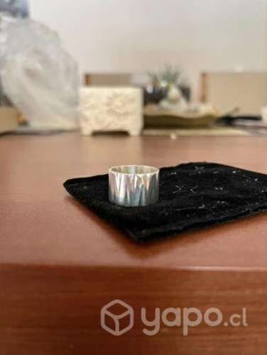 Anillo de Plata 950 con Diseño