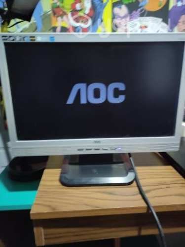 Monitor AOC