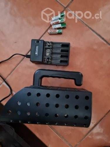 Cargador de pilas más pilas recargables