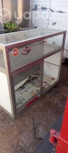 Vitrina de vidrio aluminio