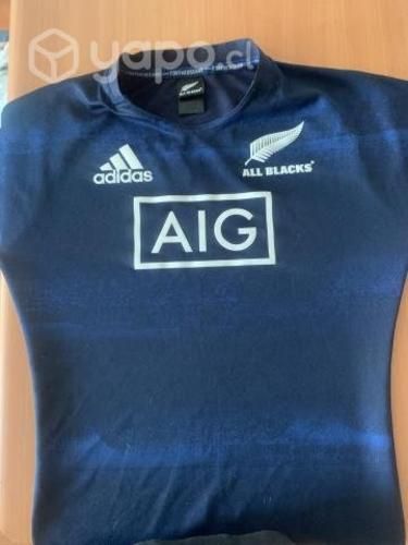 All black edición azul talla S - No permuta