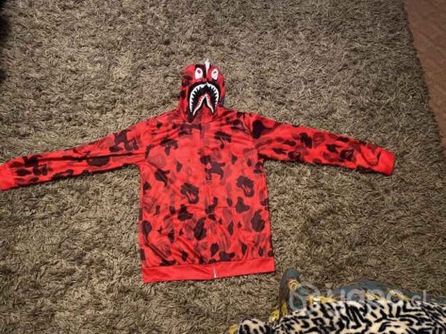 Poleron Bape Rojo Con Bolsillo Talla S