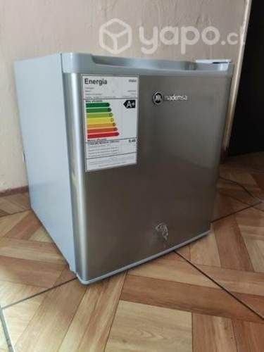 Frigobar Mademsa 41 Lts
