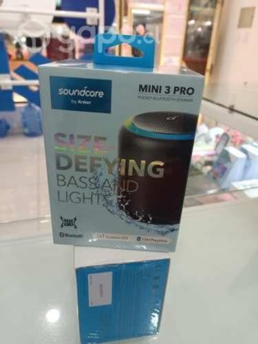 Parlante soundcore mini 3 pro
