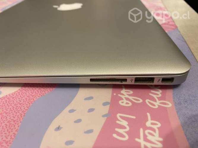 MacBook Air modelo A1466