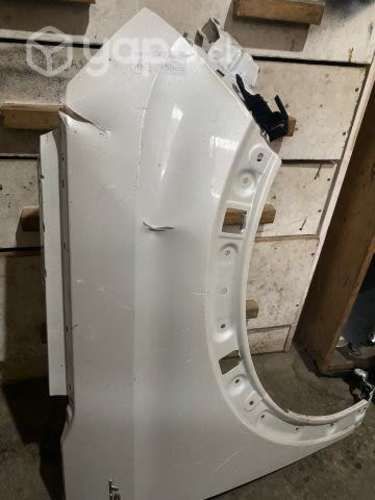 Tapabarro derecho peugeot 3008 2021