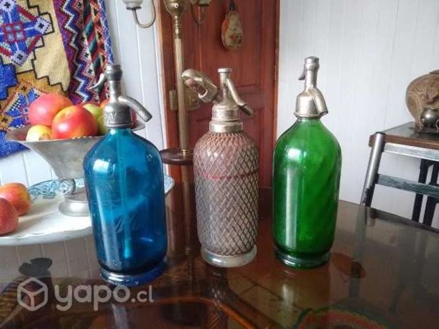 Antiguos sifones con cabeza de plomo