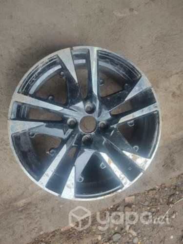 Llanta Peugeot 2008
