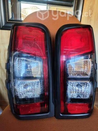 Focos traseros originales L 200 new dakar 2019