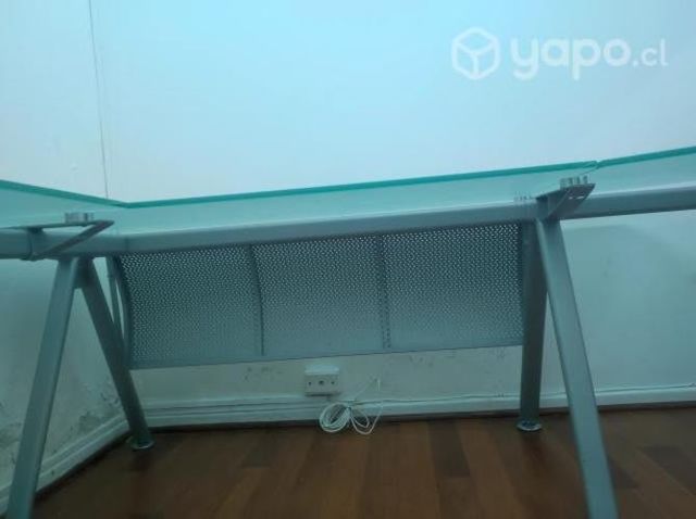 Escritorio de oficina, recién armado