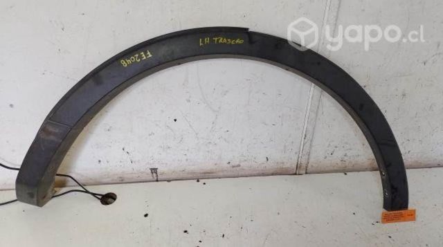 Moldura Pasa Rueda Tras izq (FE2048) Explorer 2017