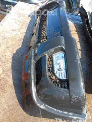 Parachoque ORIGINAL MAHINDRA completo