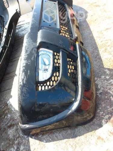 Parachoque ORIGINAL MAHINDRA completo