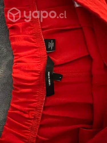 Pantalón rojo