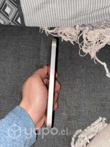 iphone 12 normal, patalla trizada.