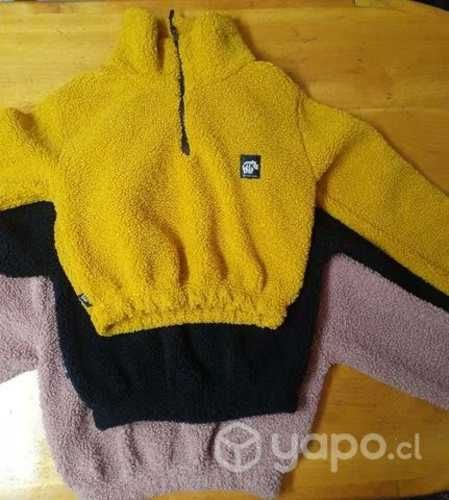 Polerones Crop top Corderitos juvenil