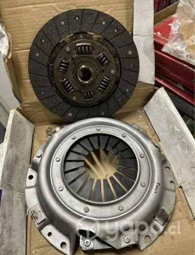 Kit embrague disco y prensa para nissan j18 720