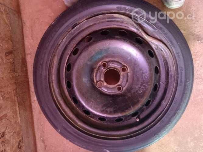 Se venden 8 neumaticos