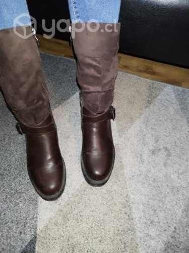 Botas