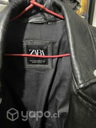 Chaqueta de cuero Zara nueva