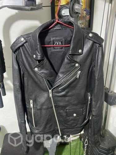 Chaqueta de cuero Zara nueva